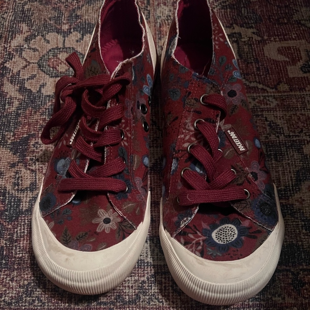 rocket dog shoes size 9.5